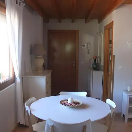 Apartman En Altos De *